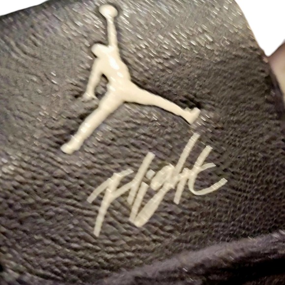 Nike Flight Air Jordan youth high top basketball shoes size Y7 - Picture 3 of 8